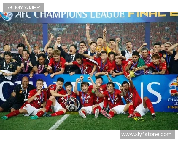 常来中国的足球明星们如何影响中国足球发展与球迷文化